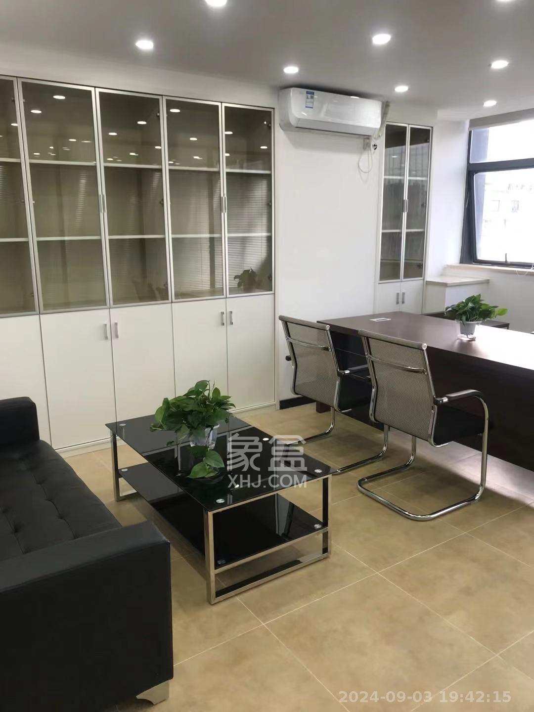 湘域中央  1室1厅1卫   6800.00元/月室内图