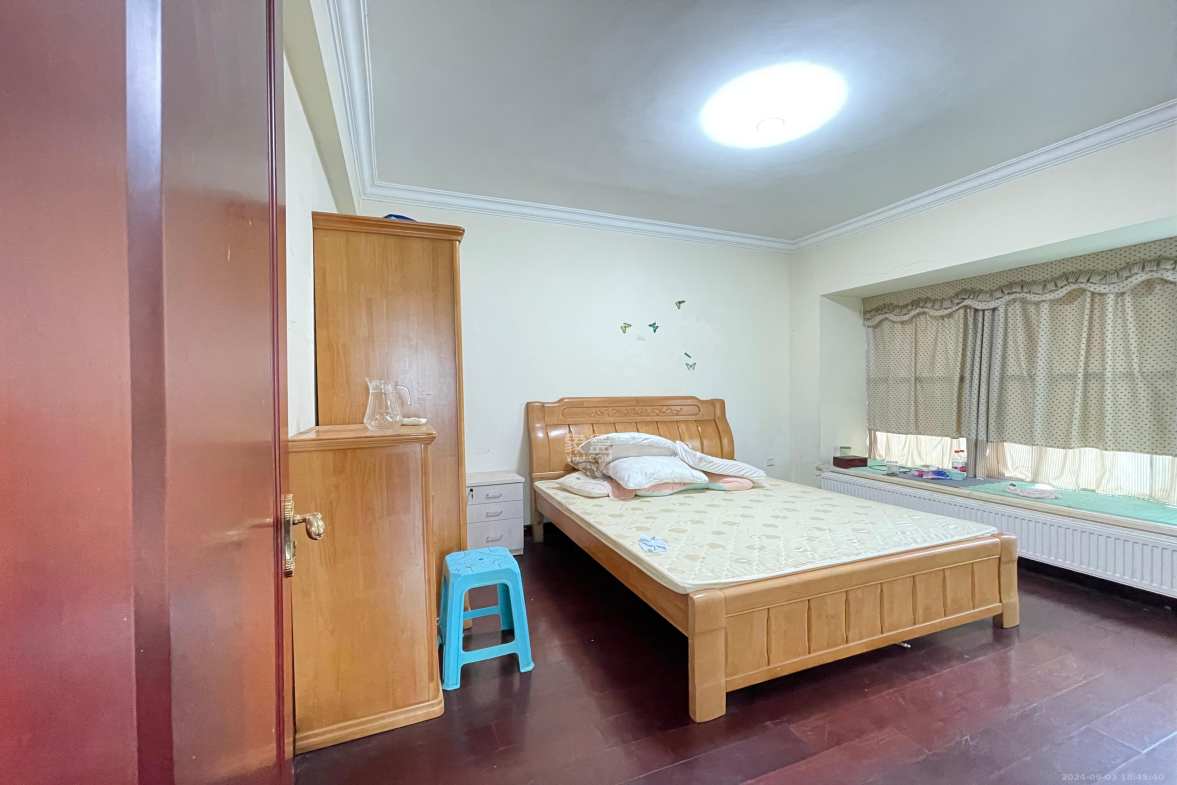 恒大名都  4室2厅2卫    2800.0元/月室内图