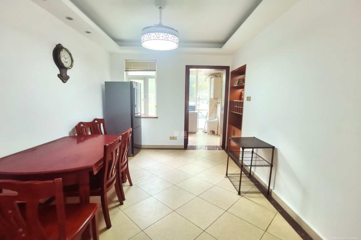 山语城一期 3室2厅2卫 2000.0元/月 山语城一期 3室2厅2卫 2000.0元/月室内图