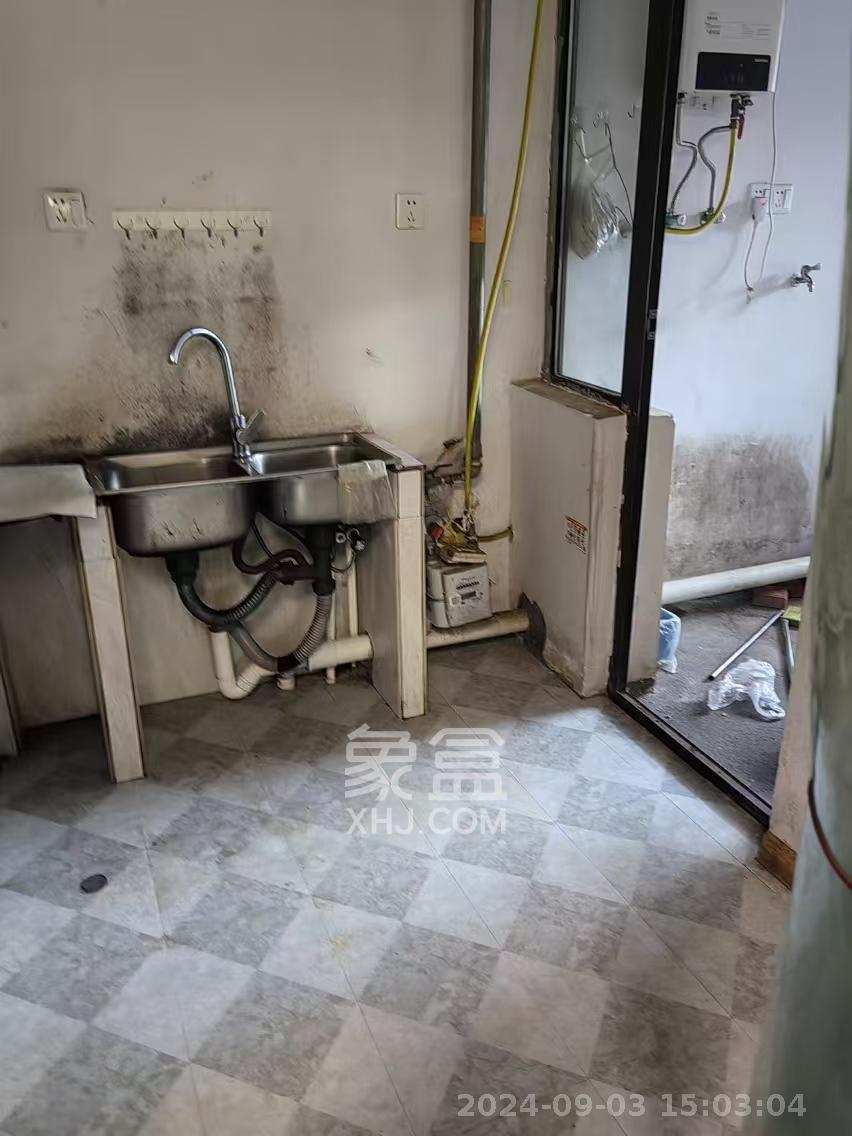 润和紫郡一期  3室2厅1卫   1400.00元/月室内图