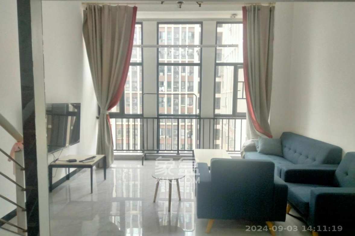 中建芙蓉嘉苑  1室1厅1卫    1600.0元/月室内图