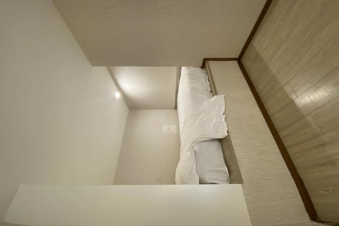 华远华时代  2室2厅1卫   3400.00元/月室内图