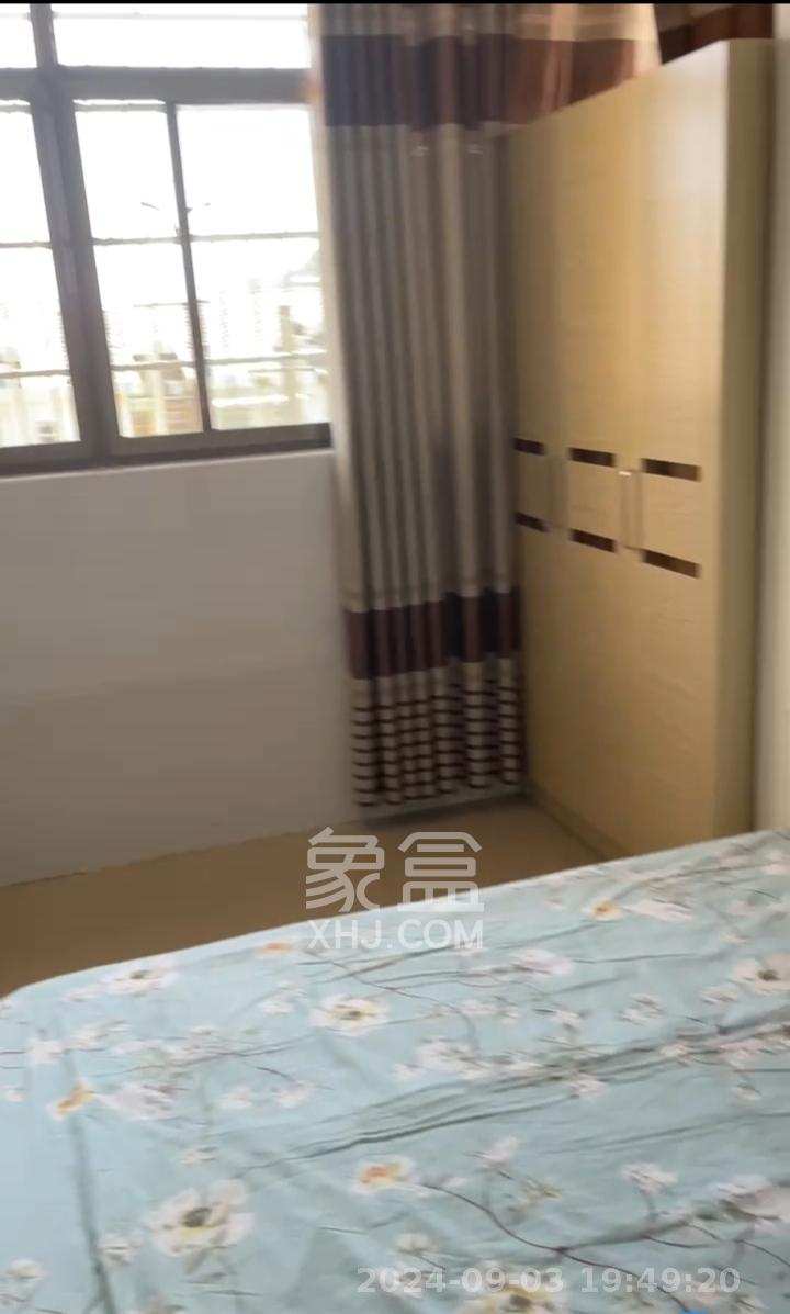 大学城安置小区  1室0厅0卫   1400.00元/月室内图1