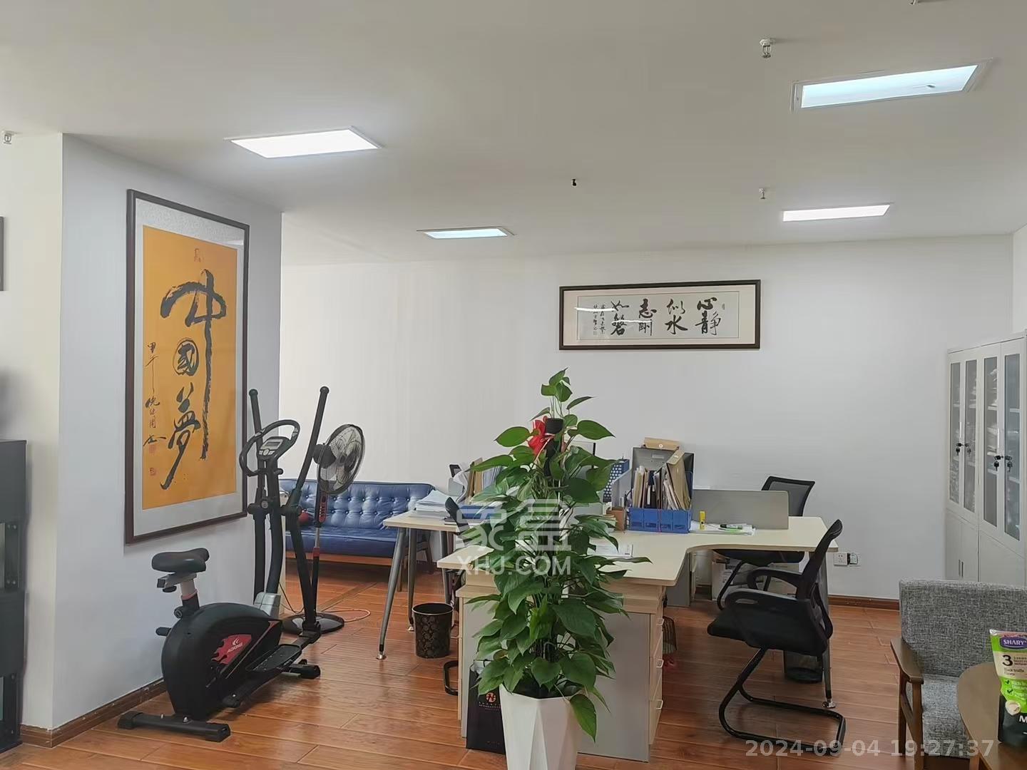 万达广场   157.82㎡      10000.0元/月室内图