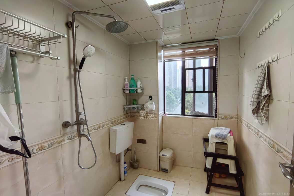 中国铁建梅溪青秀二期 4室2厅2卫 3900.0元/月 中国铁建梅溪青秀二期 4室2厅2卫 3900.0元/月室内图