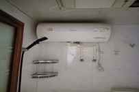 五洲富隆中心  1室1厅1卫    900.0元/月