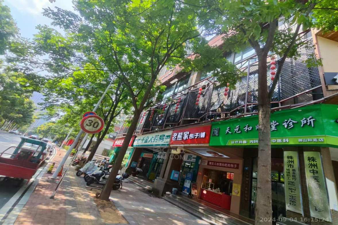 中建御山和苑  1室0厅0卫   18000.00元/月室内图1
