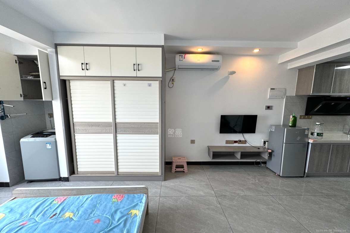 中海珑悦府  1室0厅0卫    1500.0元/月室内图