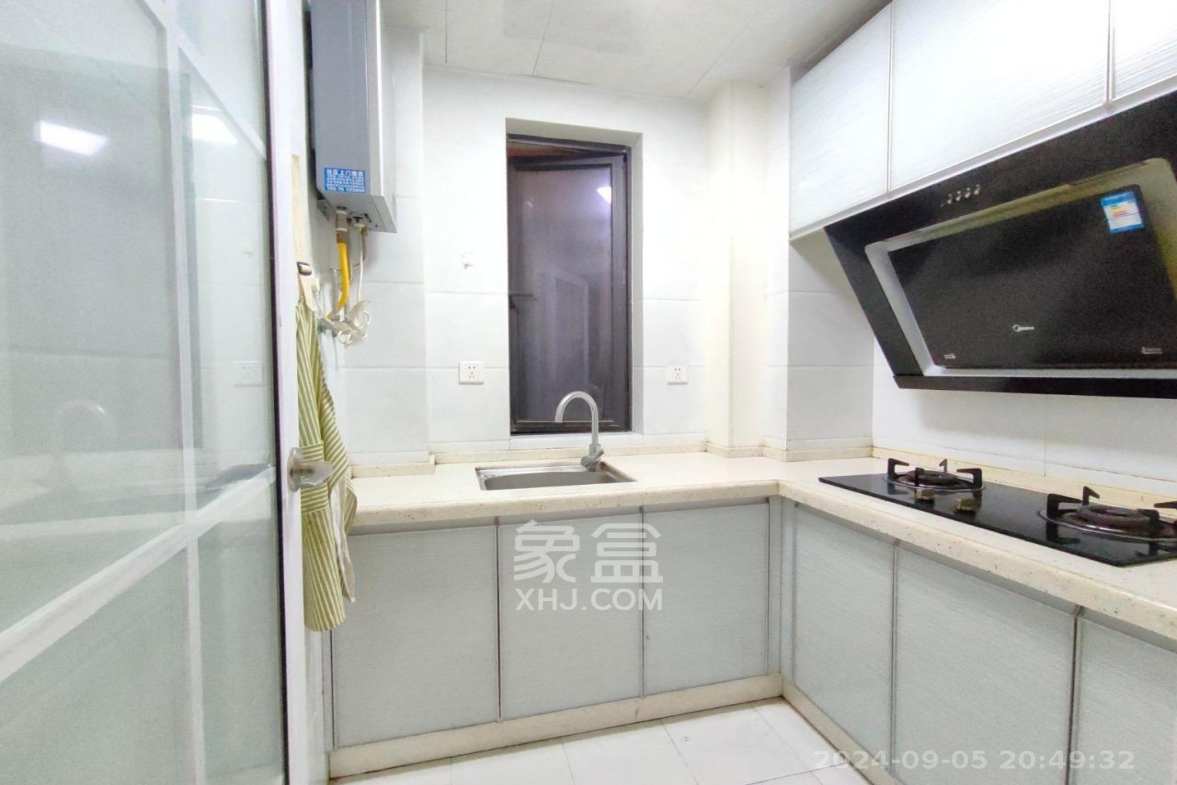 达美D6区  1室1厅1卫    2000.0元/月室内图