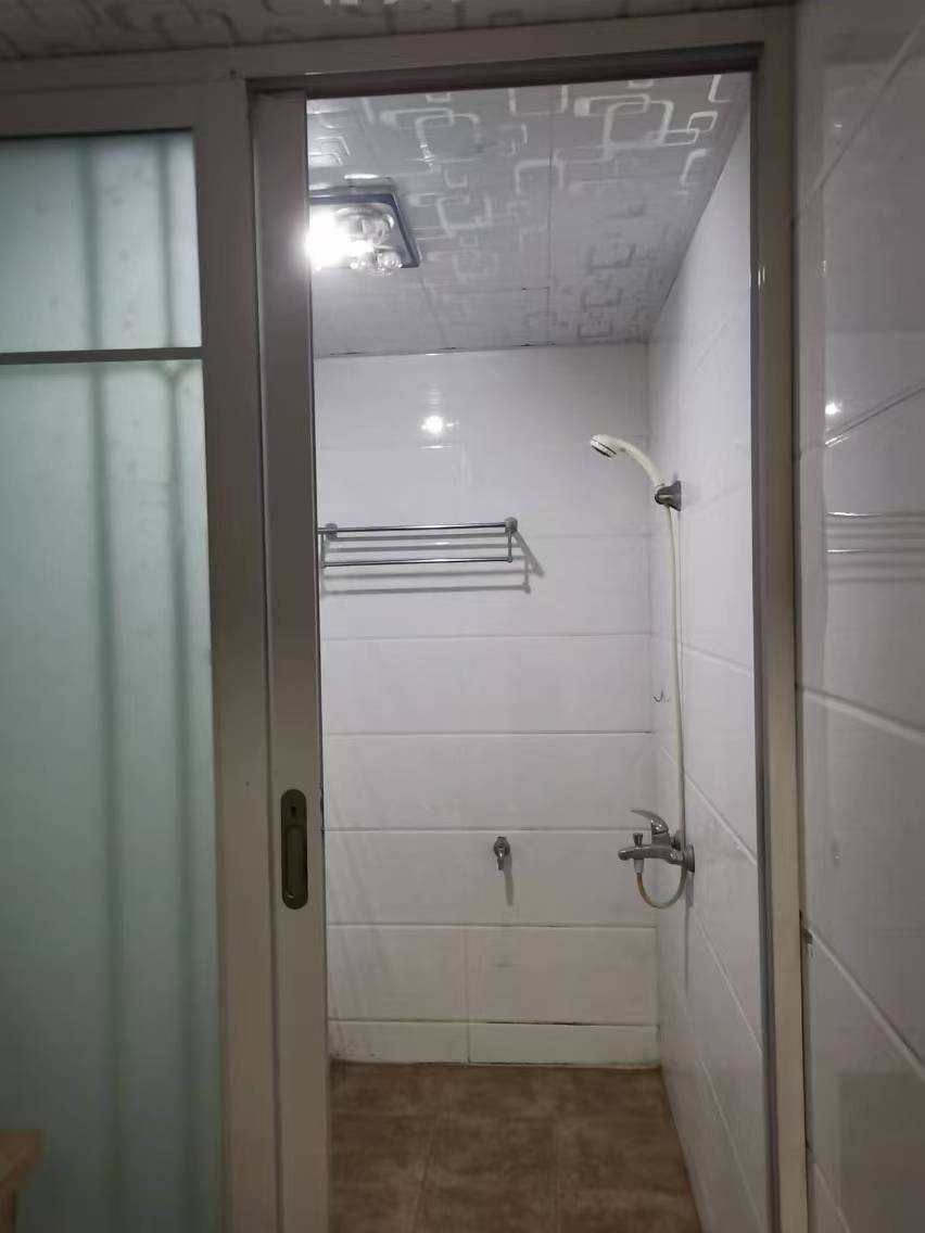 天酬尚都  1室1厅1卫    1300.0元/月 天酬尚都  1室1厅1卫    1300.0元/月室内图