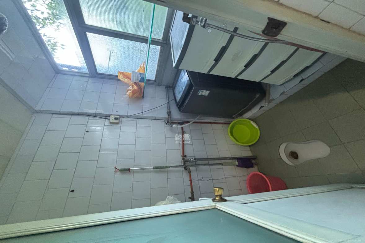 文艺新村  2室1厅1卫   1600.00元/月室内图