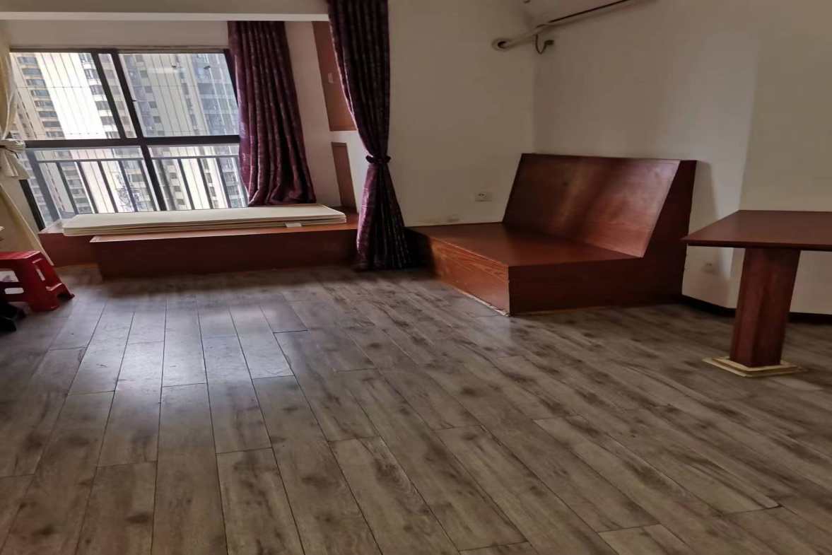 天酬尚都  1室1厅1卫    1300.0元/月 天酬尚都  1室1厅1卫    1300.0元/月室内图