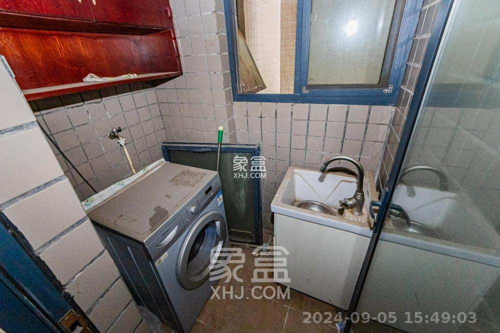 湘江世纪城映江苑  3室2厅1卫   2100.00元/月室内图