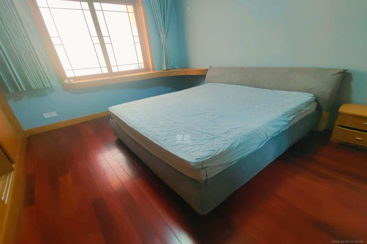 金鹰小区  3室2厅1卫   2300.00元/月室内图