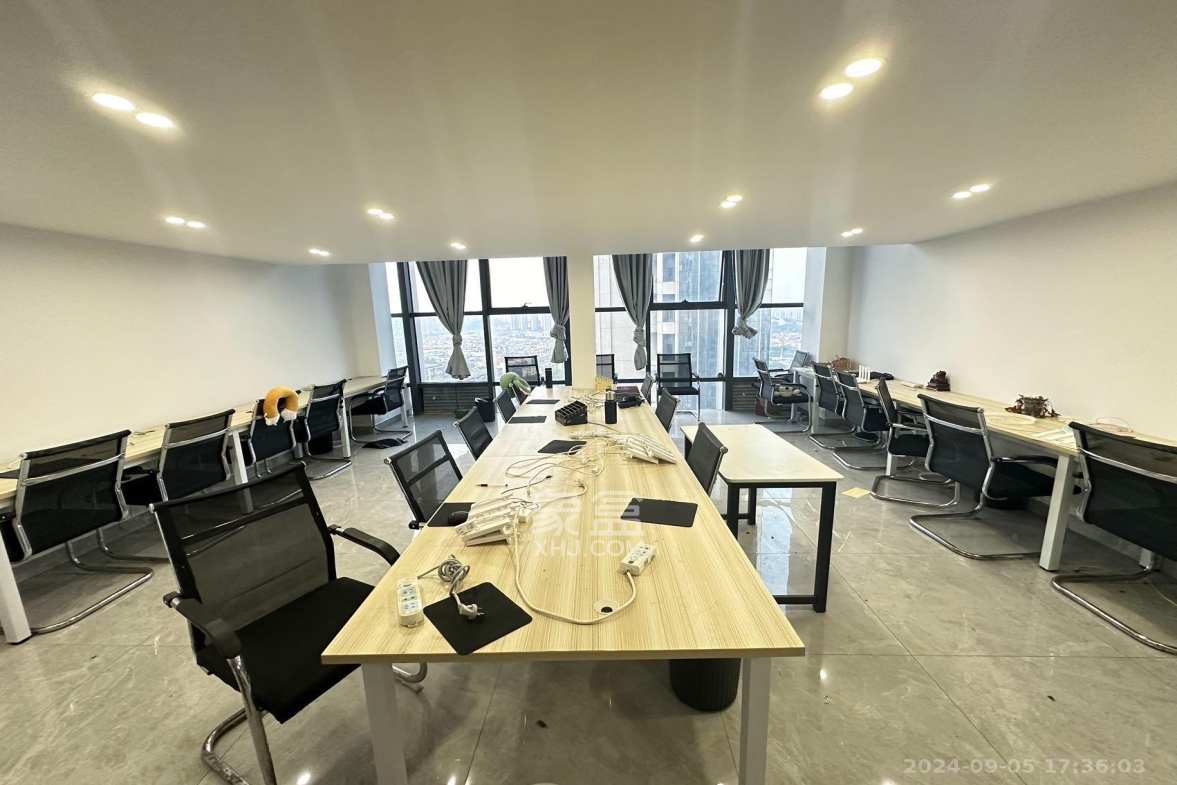 裕天国际商汇中心  1室0厅0卫   3600.00元/月室内图