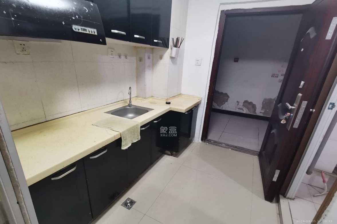 湘聚大厦  1室1厅1卫    1300.0元/月室内图