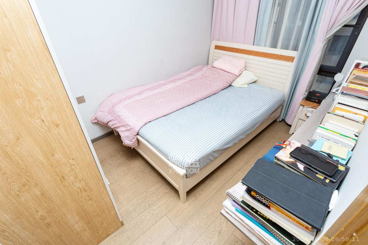 时代倾城四期  2室2厅1卫    2200.0元/月室内图