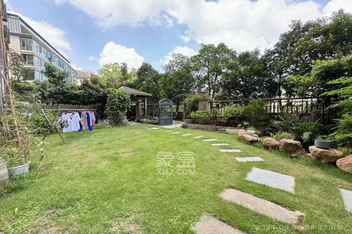 中海梅溪湖壹号  4室2厅3卫    12000.0元/月室内图