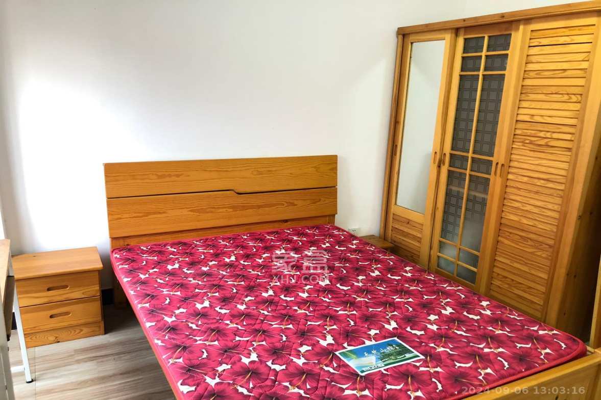湘府十城（汇财御景湾新寓,汇财国际）  3室2厅1卫   2500.00元/月室内图