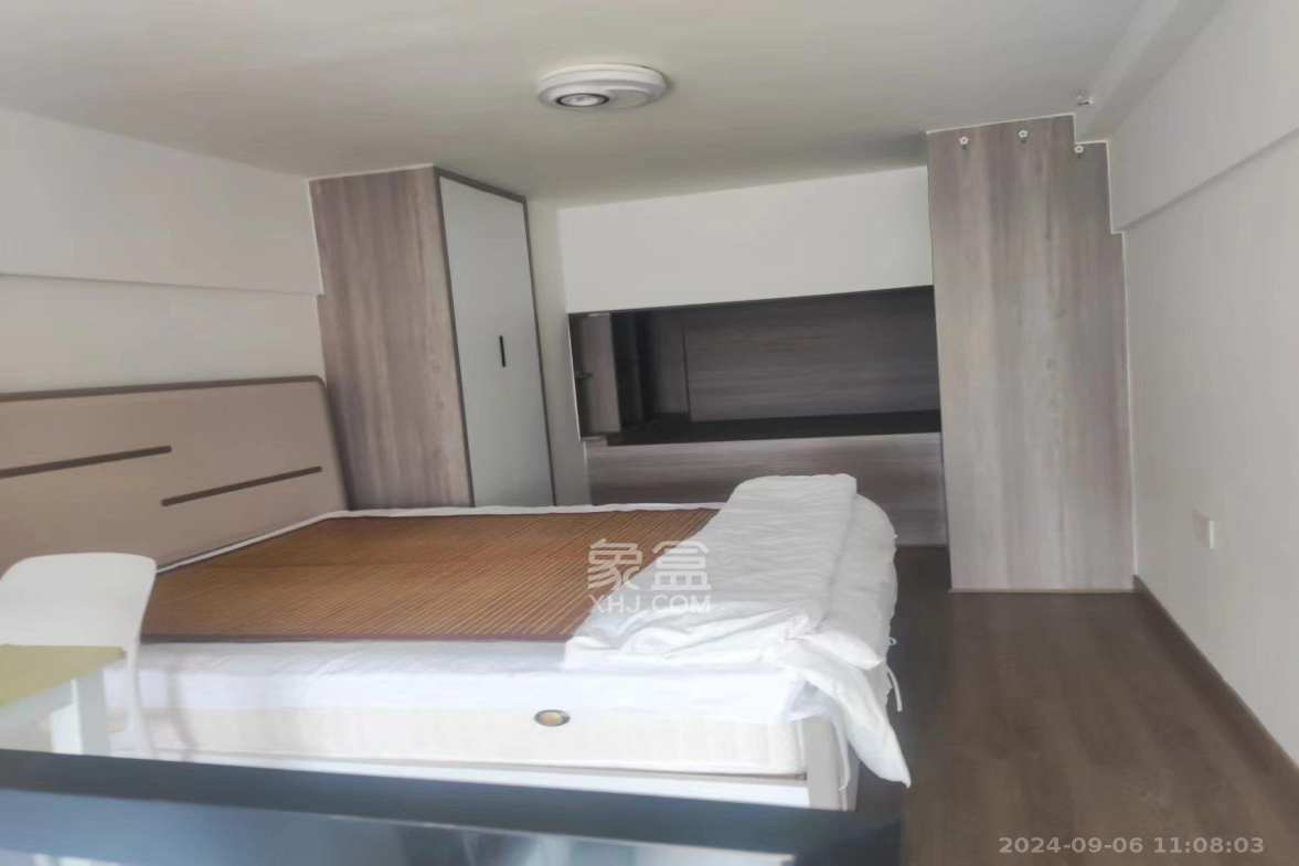 信诚湘江揽月（至善美景大厦）  1室1厅1卫   1600.00元/月室内图