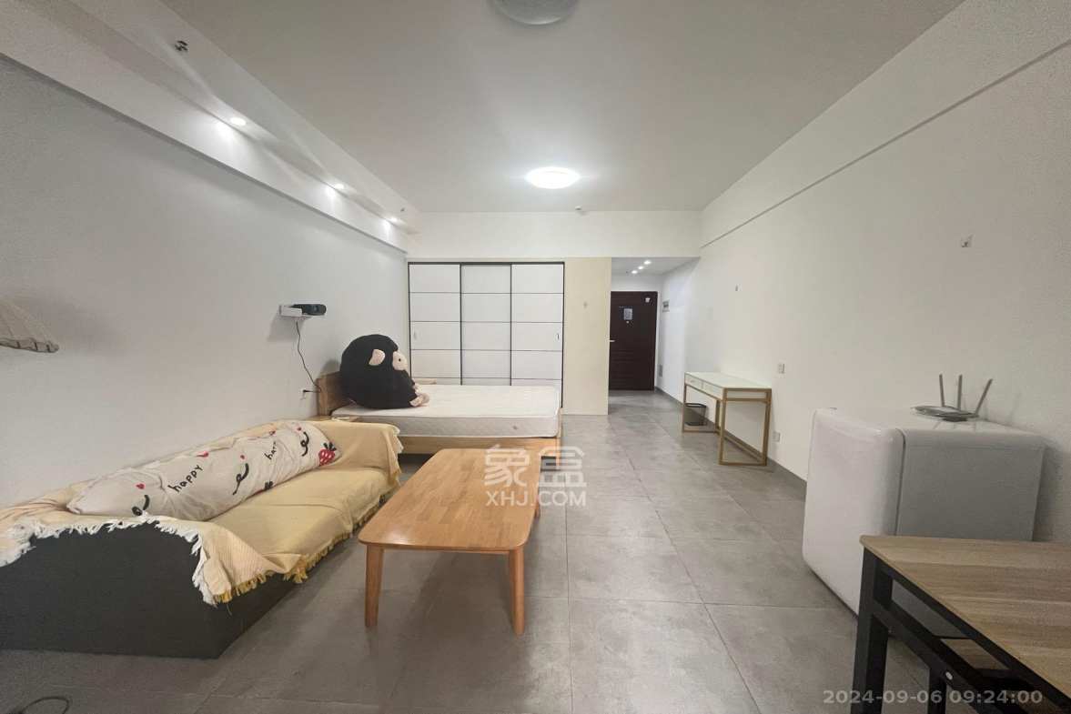江南华府  1室1厅1卫    1800.0元/月室内图