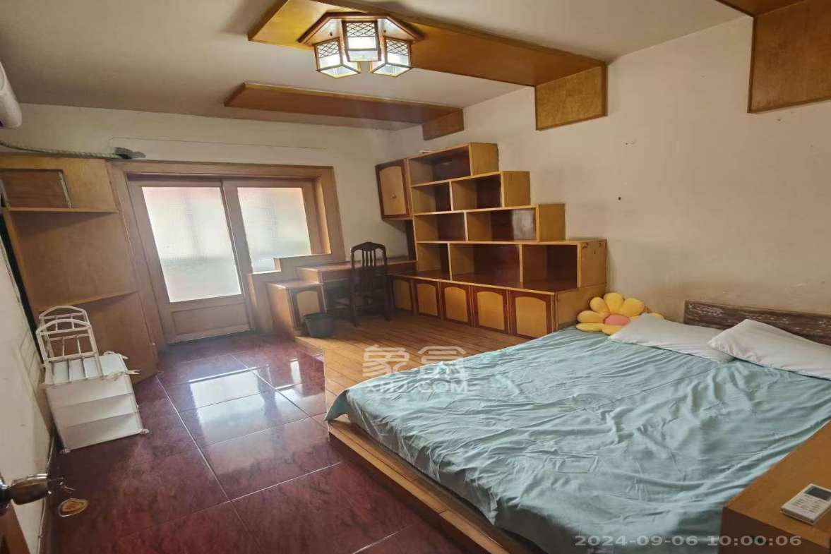 便河边社区  3室2厅1卫    1700.0元/月室内图