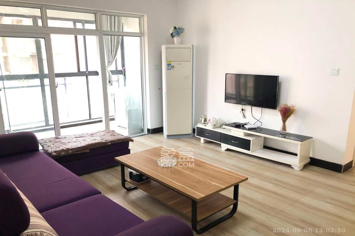 湘府十城（汇财御景湾新寓,汇财国际）  3室2厅1卫   2500.00元/月室内图