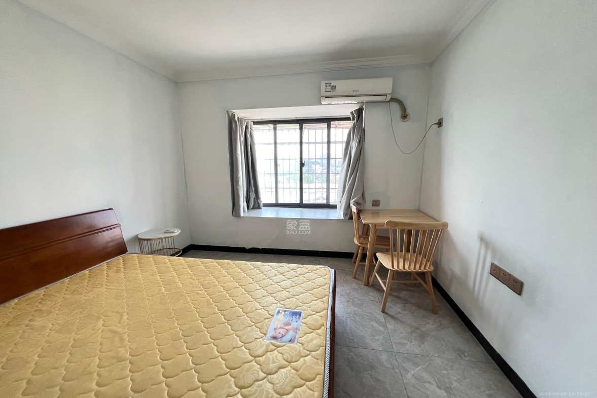 早谷塘安置小区二期  1室0厅0卫    1200.0元/月室内图