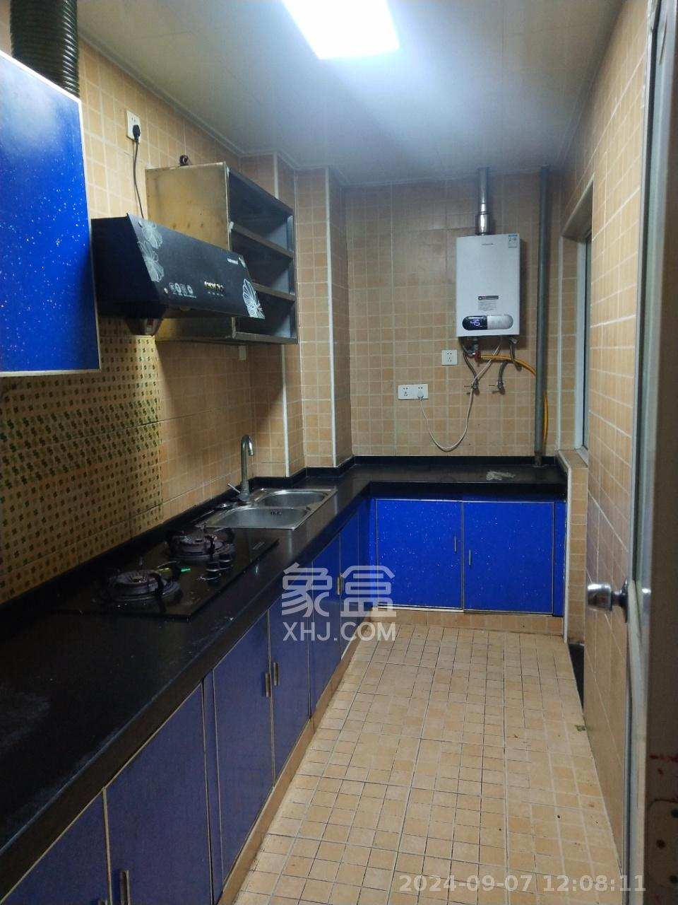 长城非常生活  2室2厅2卫    2500.0元/月室内图