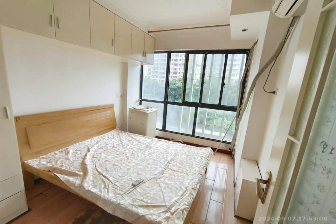 长大彩虹都  2室2厅1卫   1800.00元/月室内图