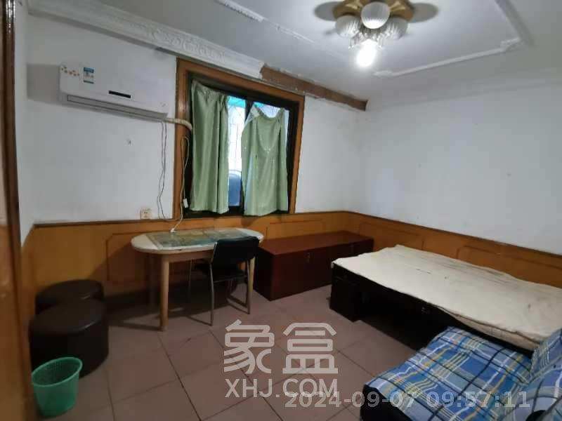富雅坪社区（红墙巷）  3室1厅1卫   2000.00元/月室内图