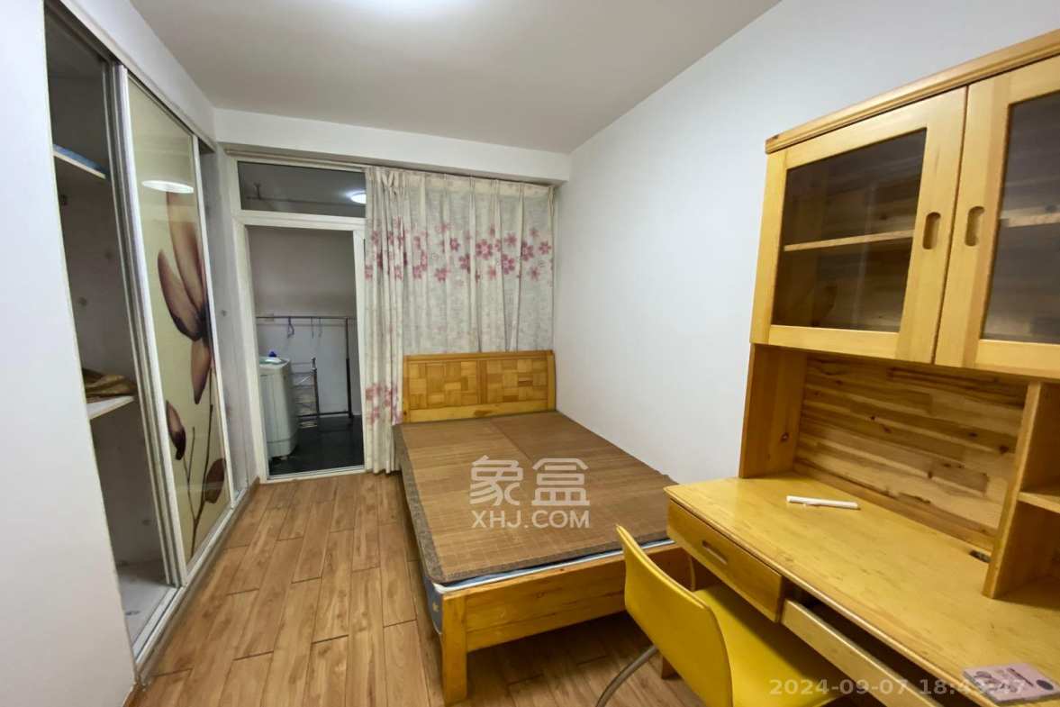 韶峰星苑(韶峰尚南UP公寓)  3室2厅1卫    1600.0元/月 韶峰星苑(韶峰尚南UP公寓)  3室2厅1卫    1600.0元/月室内图