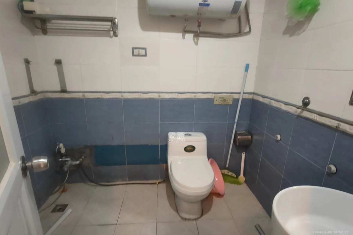 锦华时代  1室1厅1卫   1300.00元/月室内图