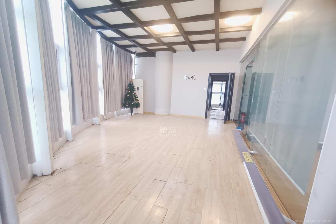 湘江世纪城富湾国际  4室2厅2卫   12000.00元/月室内图