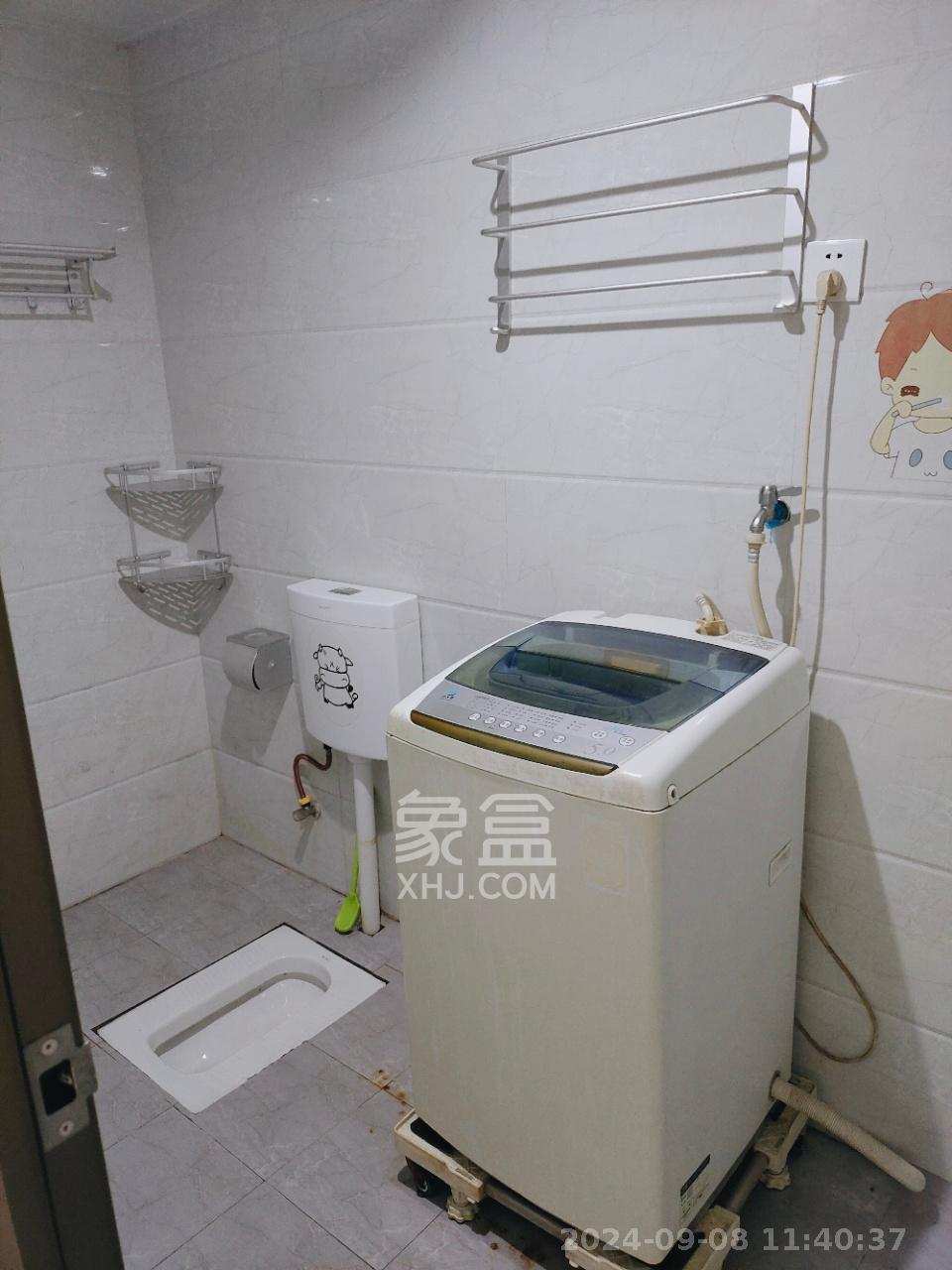怡海星城  1室1厅1卫    1300.0元/月室内图