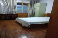 煤气公司家属楼  2室1厅1卫    700.0元/月