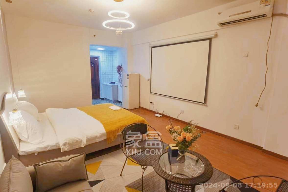和府  1室1厅1卫   2100.00元/月室内图