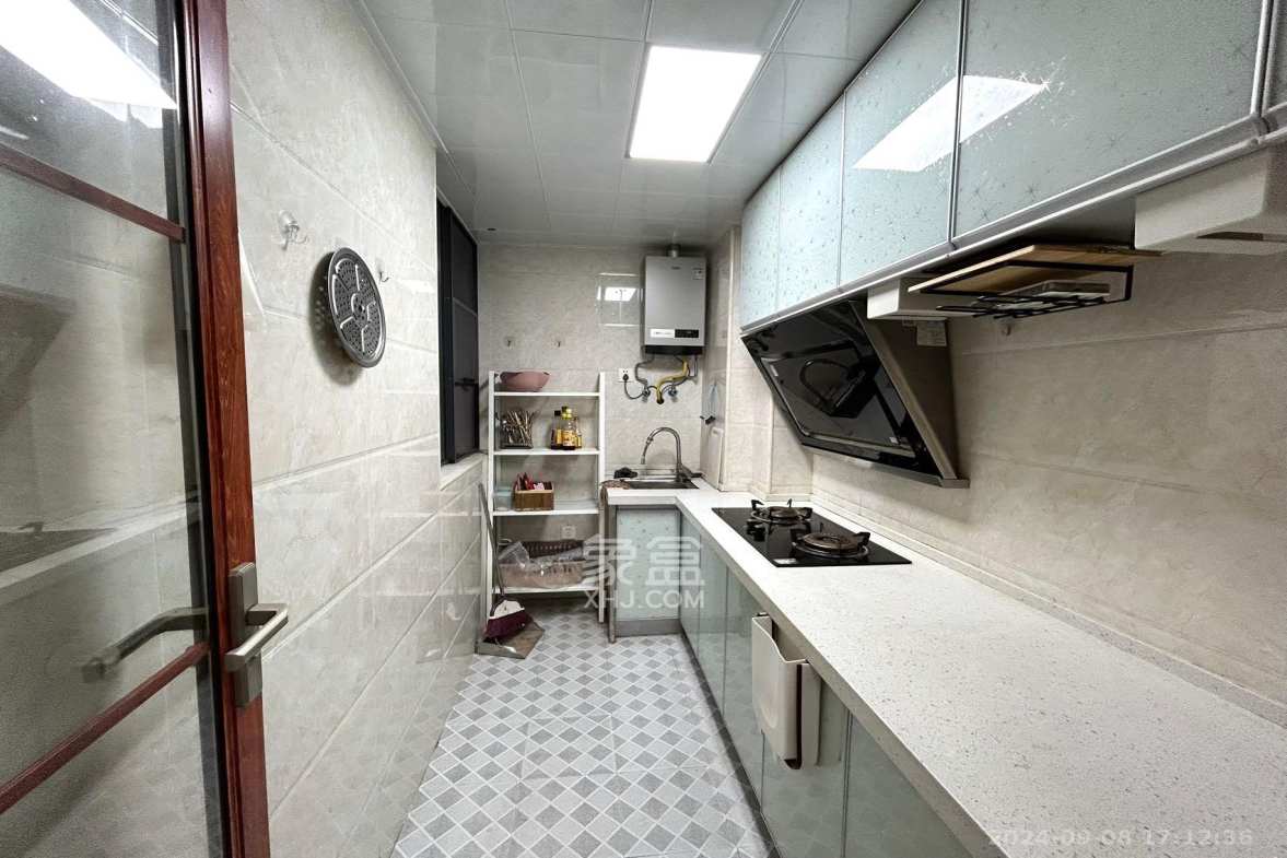 兴和佳苑安置小区  1室0厅0卫    2100.0元/月 兴和佳苑安置小区  1室0厅0卫    2100.0元/月室内图