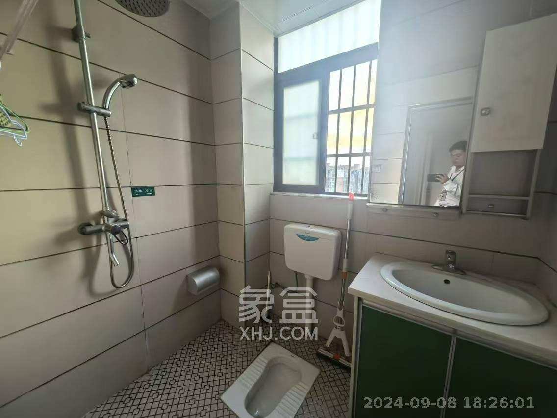幸福里润城（幸福里二期）  2室2厅2卫    1800.0元/月室内图