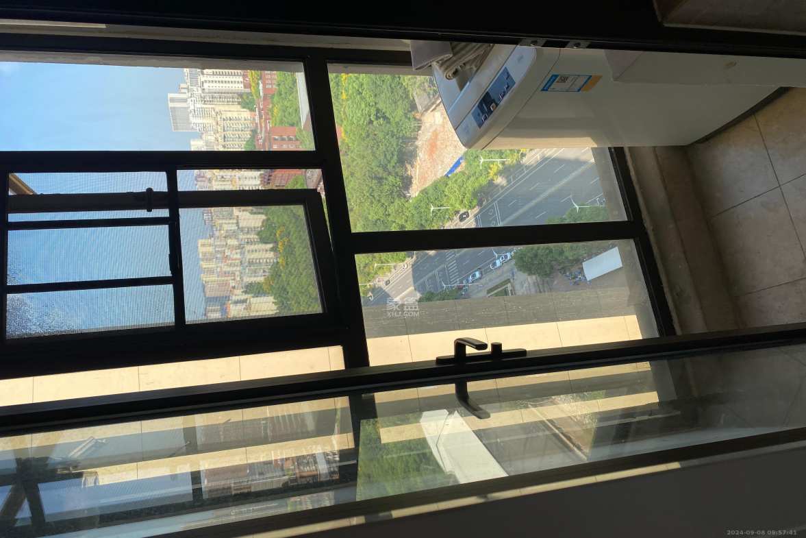 中建信和城  1室1厅1卫   2200.00元/月室内图