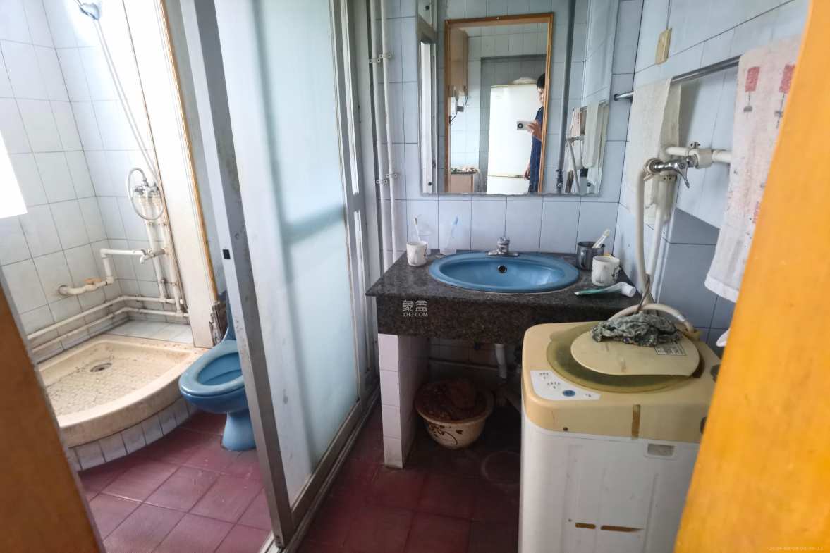 南园小区  3室2厅1卫   1300.00元/月室内图