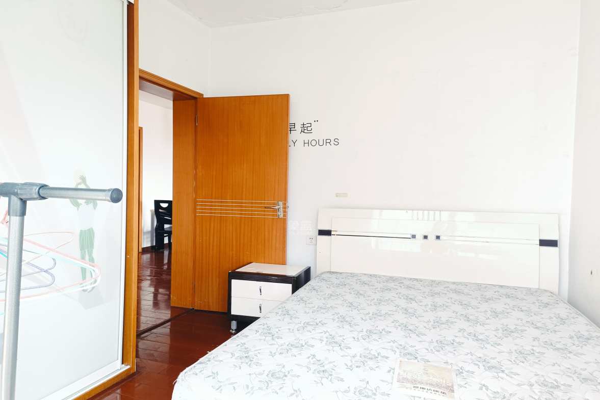 华天LOHO小镇  2室2厅1卫    1500.0元/月室内图