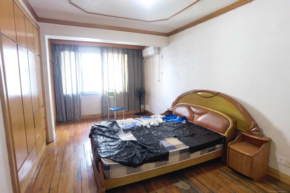 南园小区  3室2厅1卫   1300.00元/月室内图