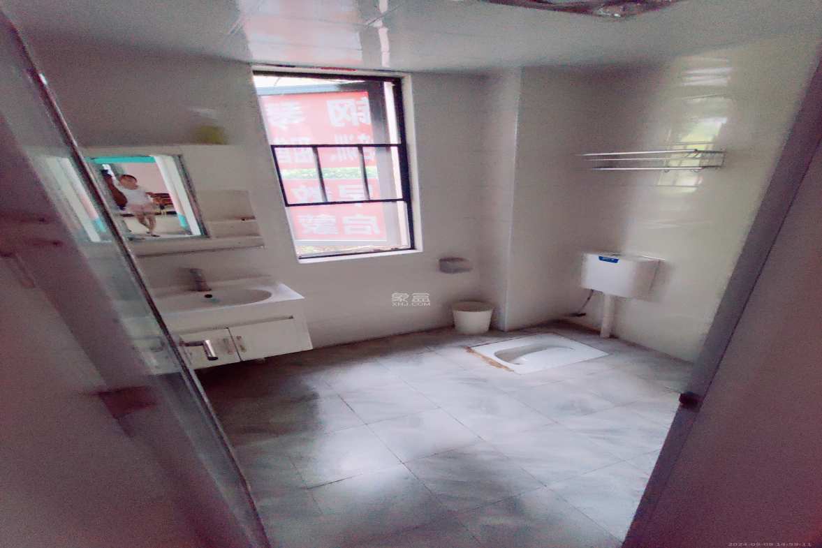 中建梅溪湖中心  3室2厅2卫   3100.00元/月室内图