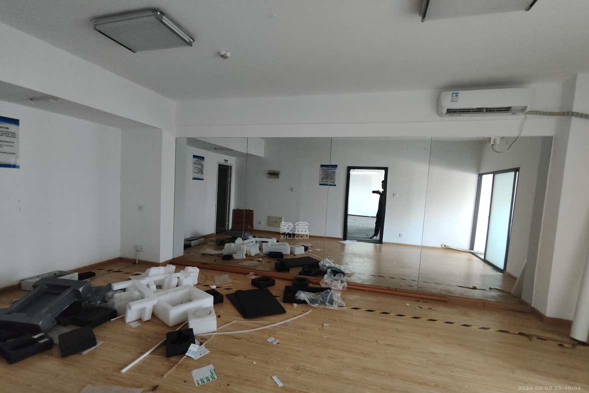 阳光锦城  1室1厅1卫   1600.00元/月室内图