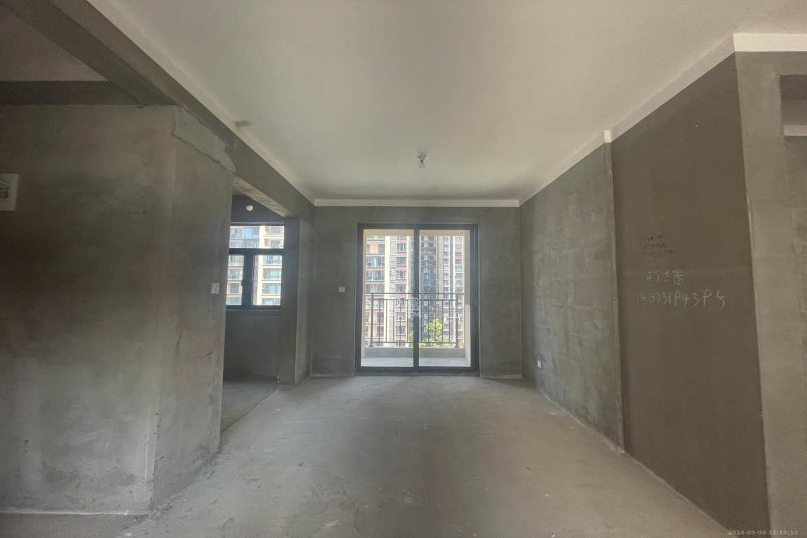中建钰和城  4室2厅2卫   1500.00元/月室内图