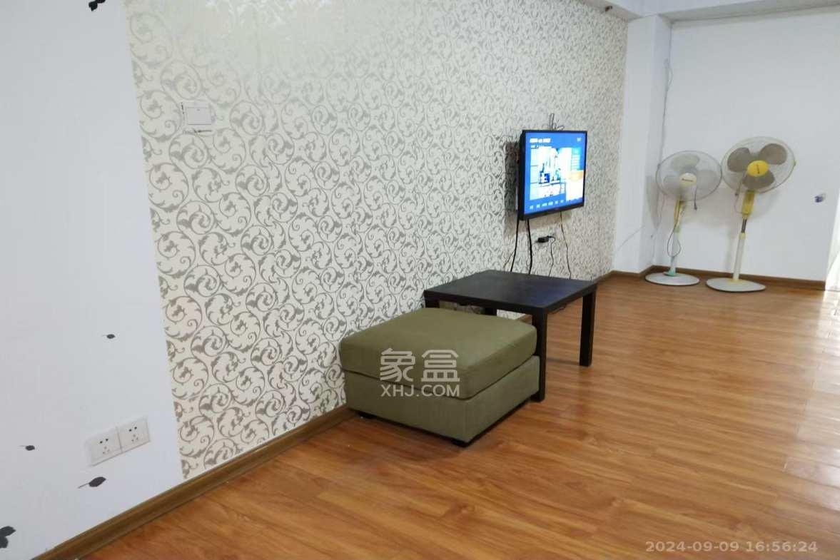 阳光100二期  1室1厅1卫   1500.00元/月户型图
