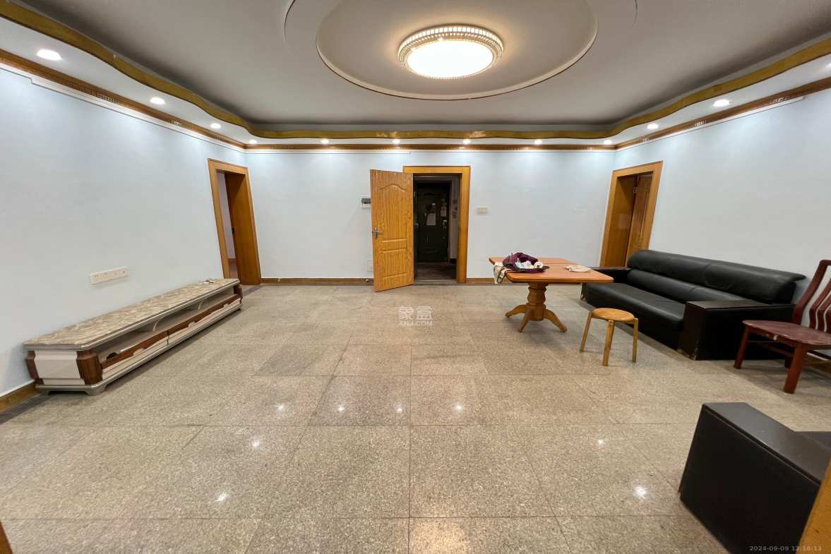 环城堤综合楼（产权如意街综合楼）  3室2厅2卫    2900.0元/月室内图