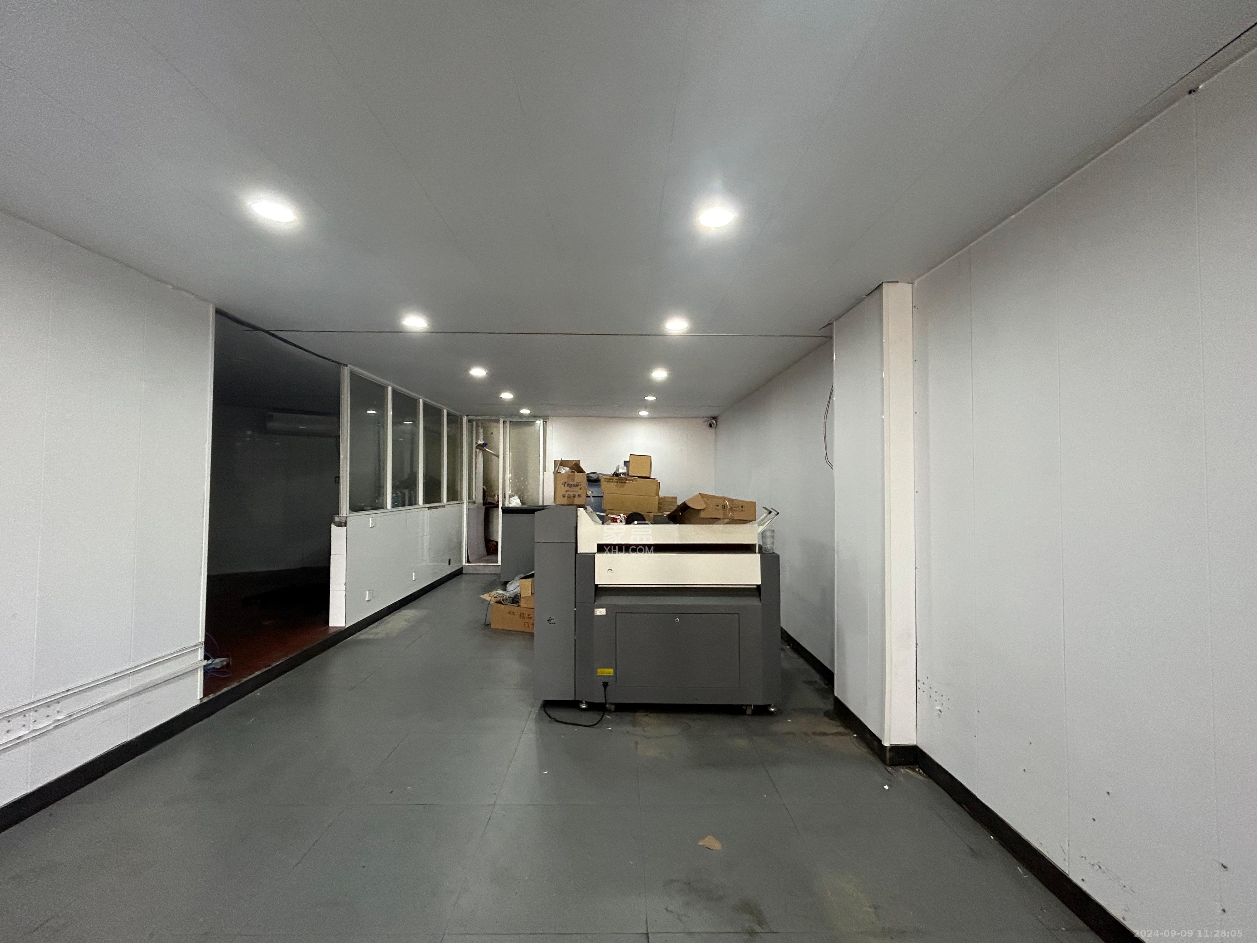 中交中央公园D1区   83.54㎡      8500.0元/月室内图