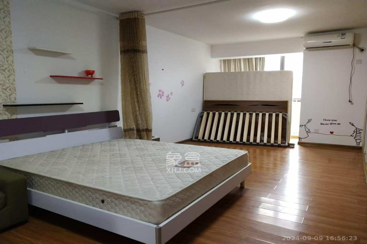 阳光100二期  1室1厅1卫   1500.00元/月户型图
